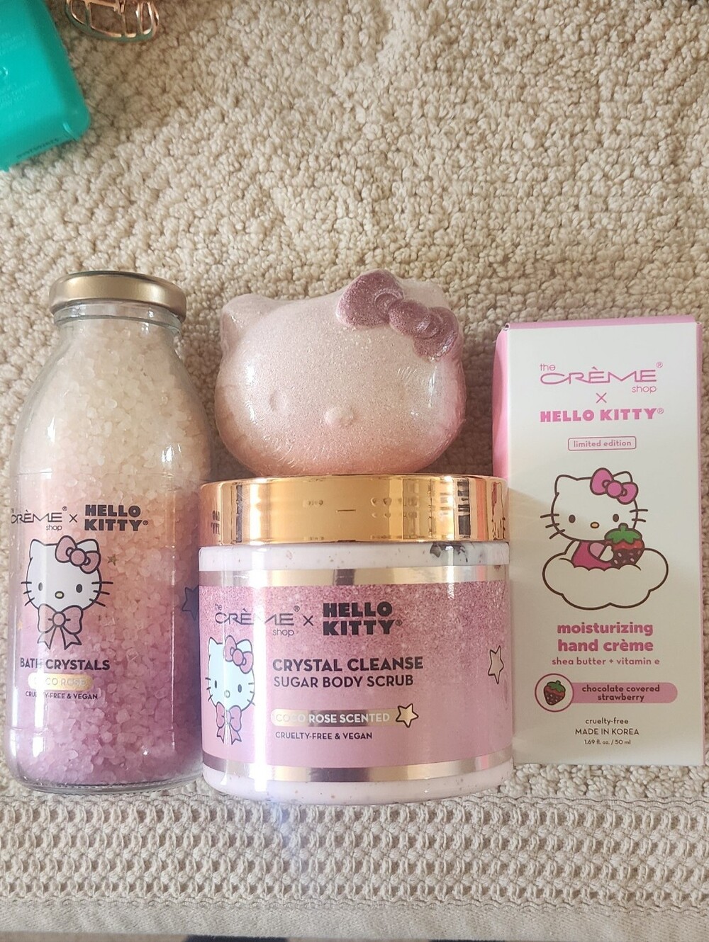 Hello Kitty x The Creme Shop 4-piece Bath Set
